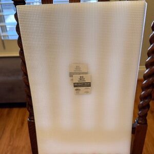 Big Twist White Textured Canvas